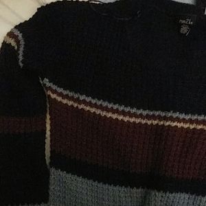 Women's sweater